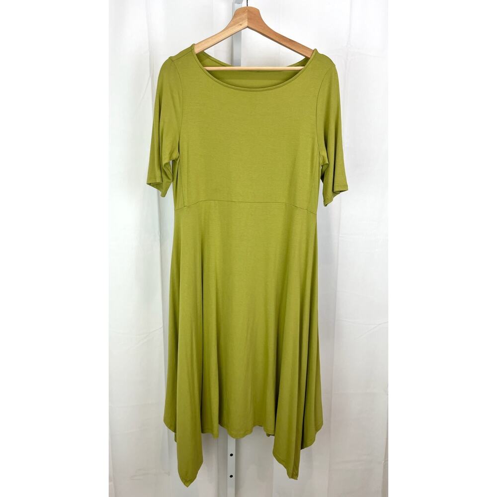 EILEEN FISHER Estimated Size S Lantern Hem Dress in Viscose Jersey Stretch Green